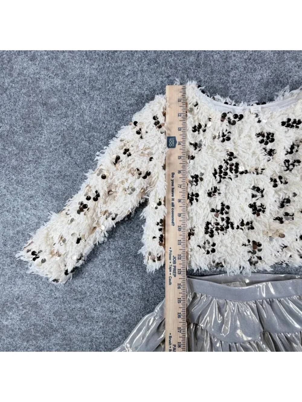 Peek Curious Fuzzy Sweater Skirt Set Girls 4/5 Ivory & Gray Sequins‎ Detail Y2K
